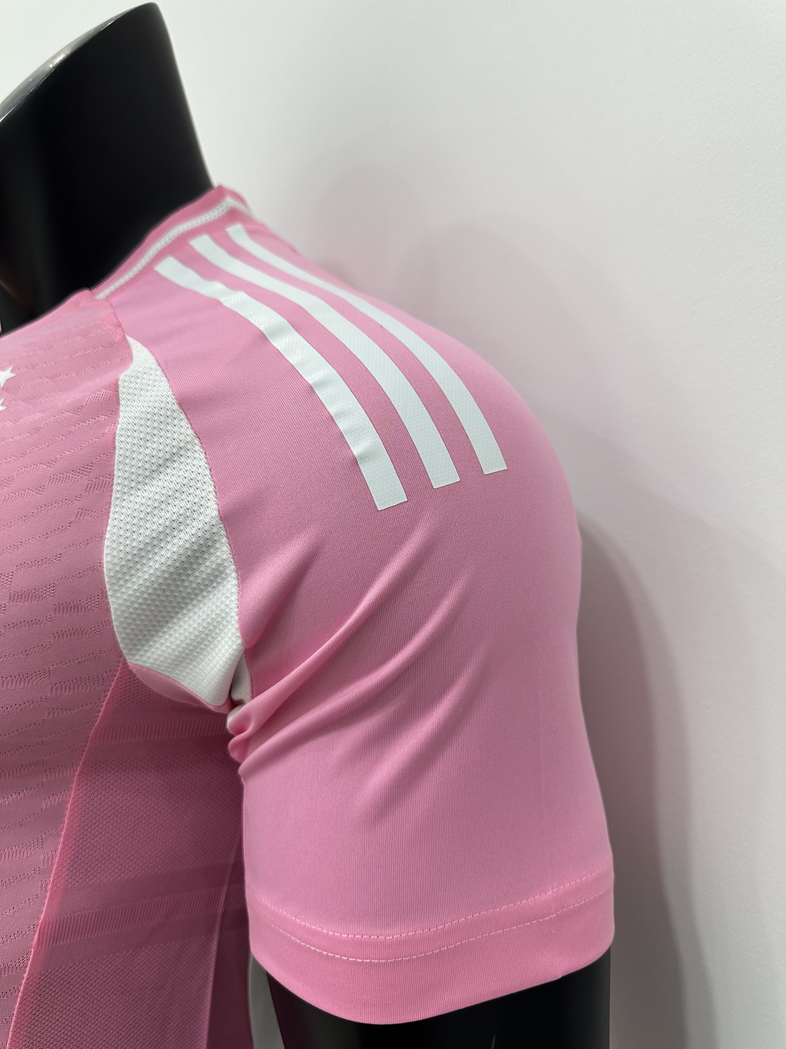 Camiseta Seleccion Argentina Entrenamientos Rosada25/26