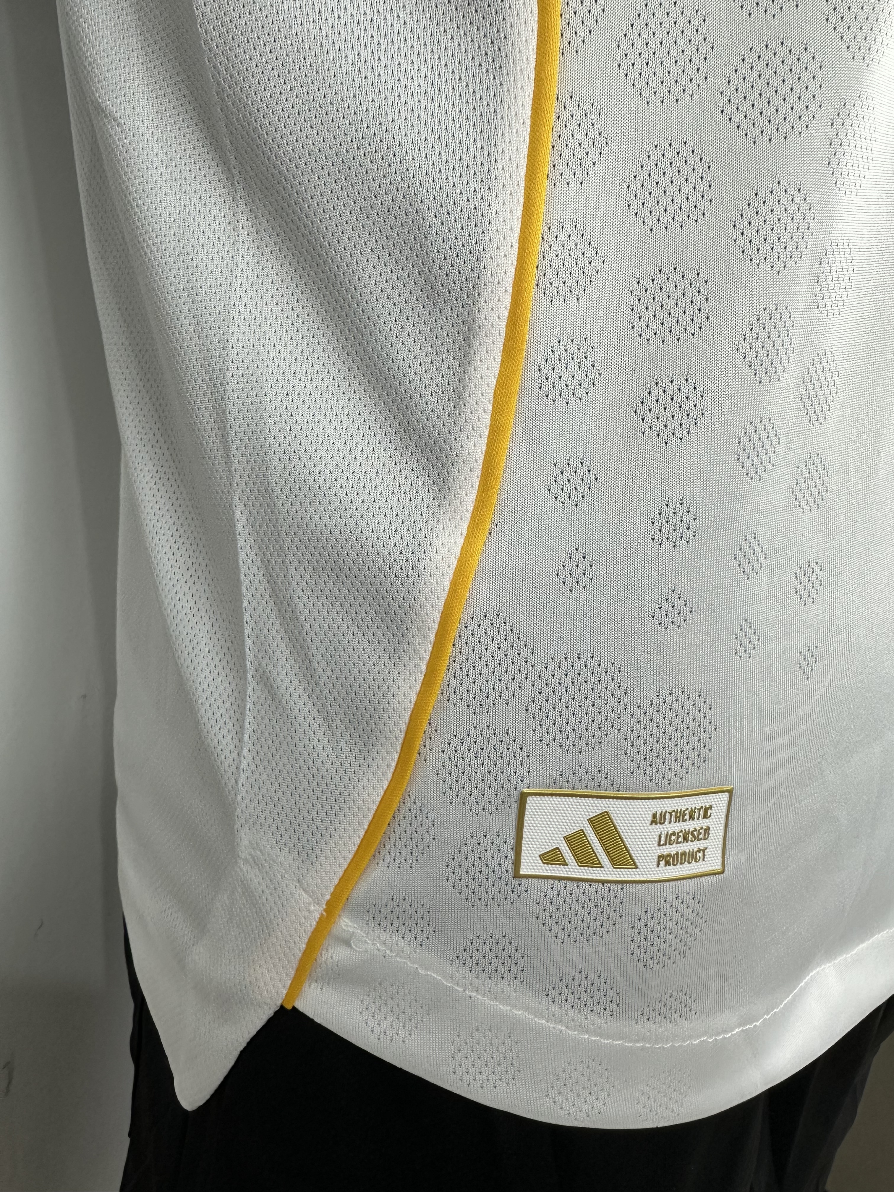 Camiseta Real Madrid Local 25/26