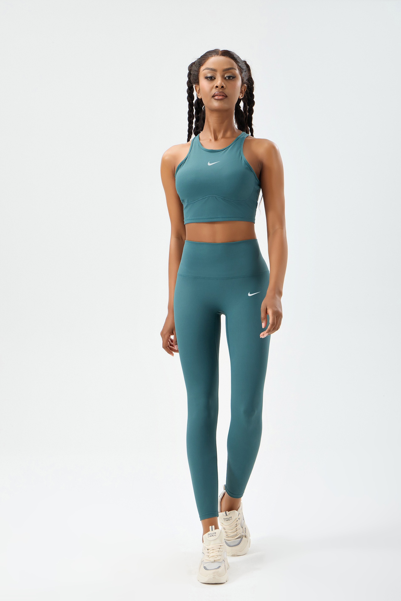 Conjunto Deportivo Licrado Mujer NIKE #NKN5105